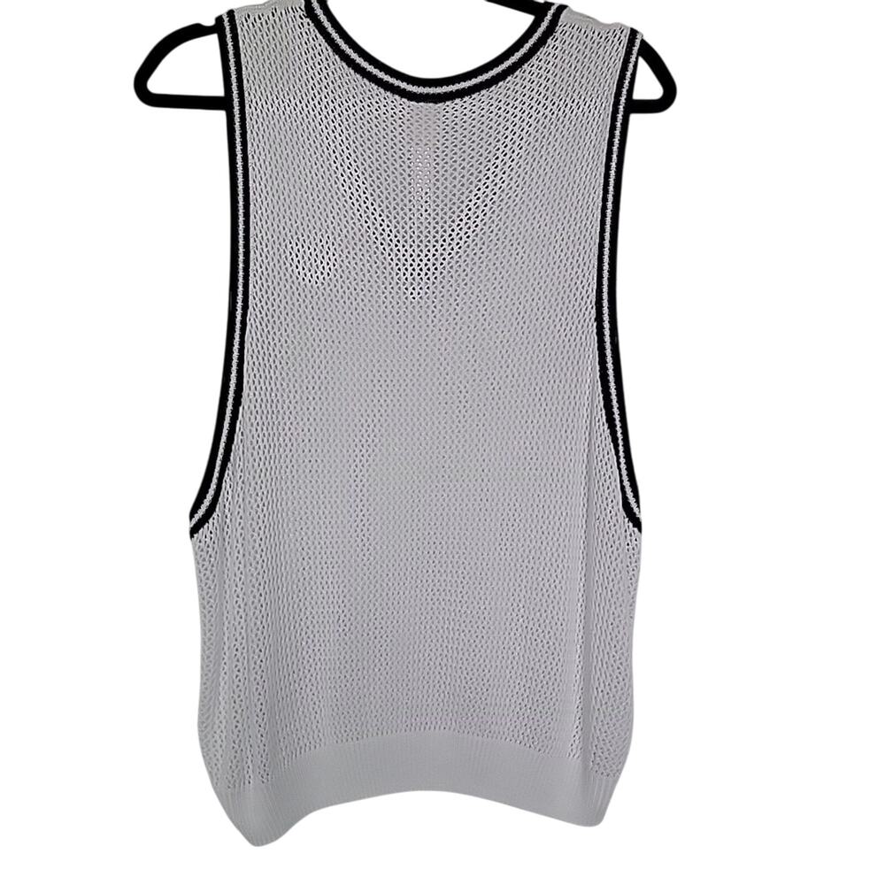 NWT Victoria's Secret Pink Cambridge Knit Cropped Vest, XXL - Picture 3 of 6